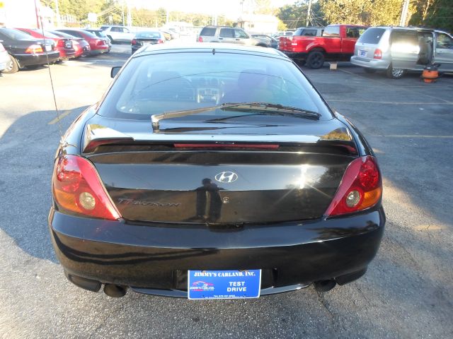 2004 Hyundai Tiburon Base