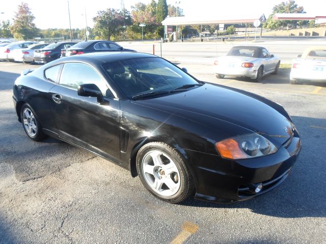 2004 Hyundai Tiburon Base