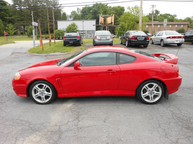 2004 Hyundai Tiburon SE LE Pro-4x