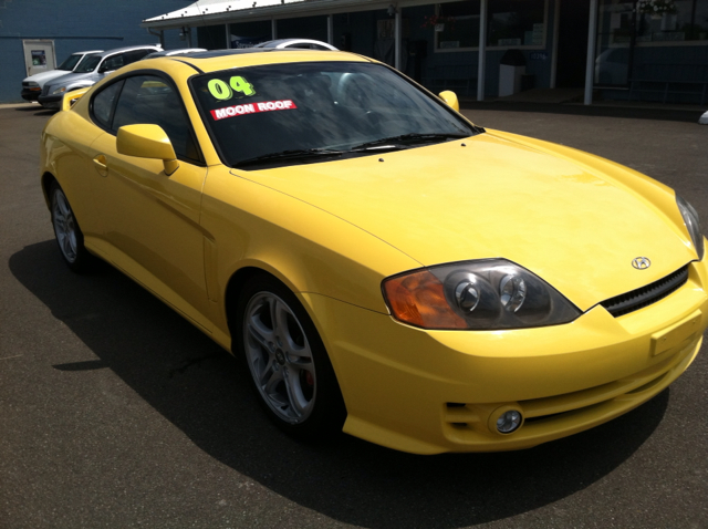 2004 Hyundai Tiburon L W12 Quattro AWD Sedan