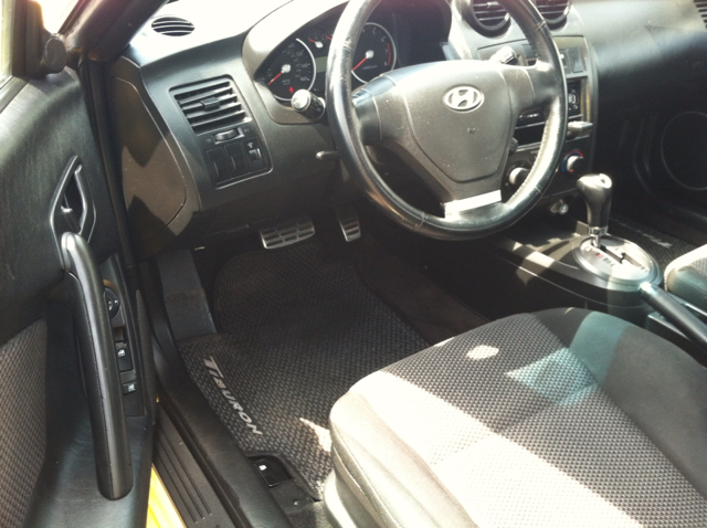 2004 Hyundai Tiburon L W12 Quattro AWD Sedan