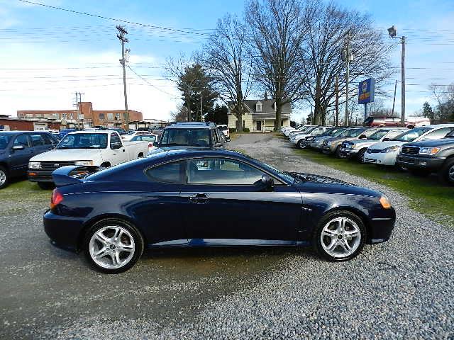 2004 Hyundai Tiburon Crew Cab LT 4x4