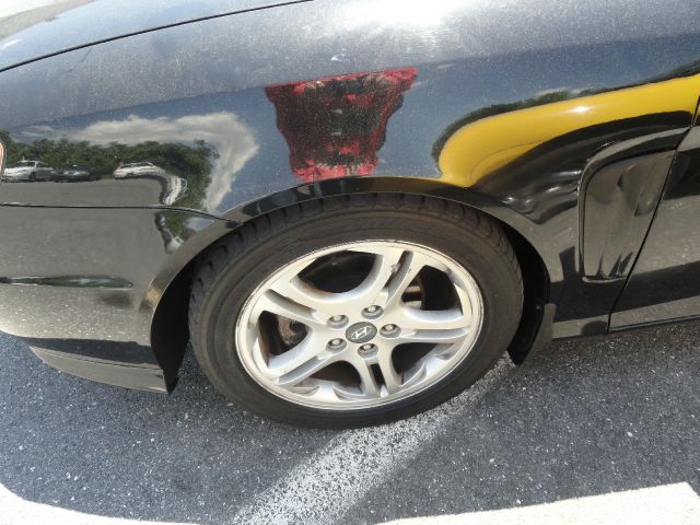 2004 Hyundai Tiburon L W12 Quattro AWD Sedan