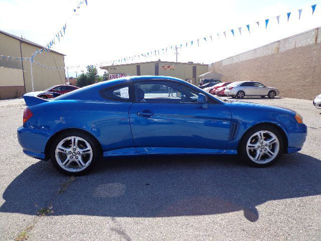 2004 Hyundai Tiburon SE LE Pro-4x