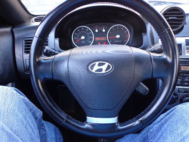 2004 Hyundai Tiburon SE LE Pro-4x