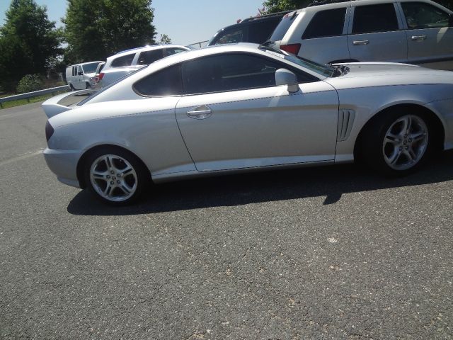 2004 Hyundai Tiburon SE LE Pro-4x