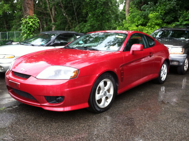 2005 Hyundai Tiburon XLS