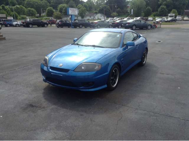 2005 Hyundai Tiburon XLS