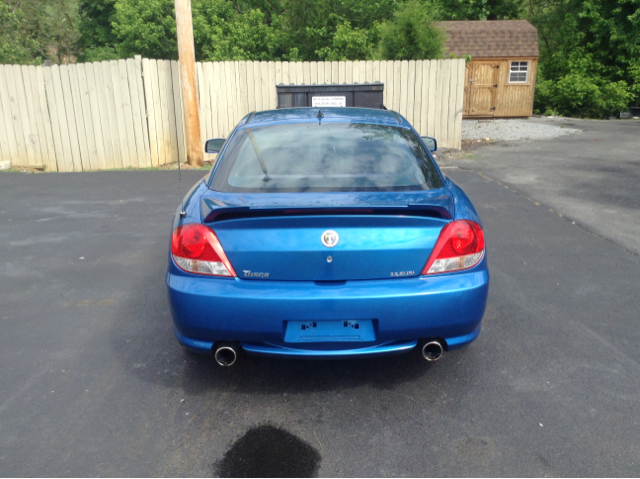 2005 Hyundai Tiburon XLS