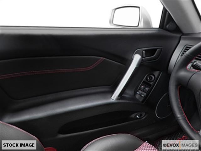 2005 Hyundai Tiburon Unknown