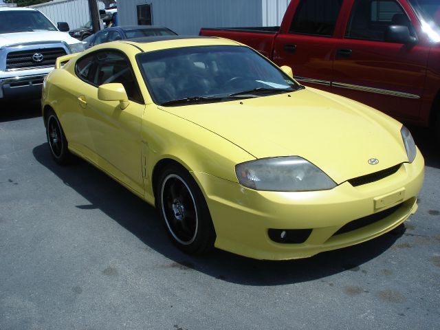 2005 Hyundai Tiburon SE
