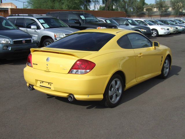 2006 Hyundai Tiburon XLS