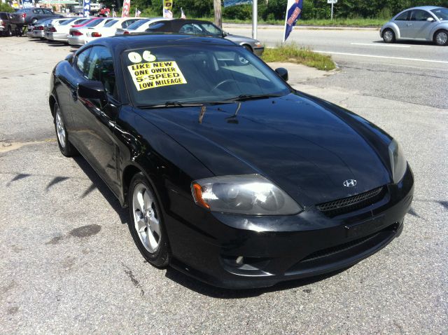 2006 Hyundai Tiburon XLS