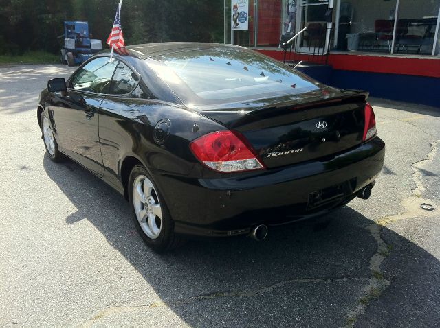 2006 Hyundai Tiburon XLS