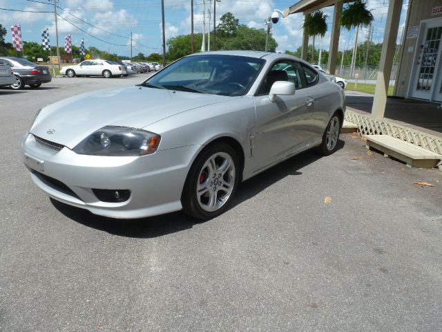 2006 Hyundai Tiburon SE