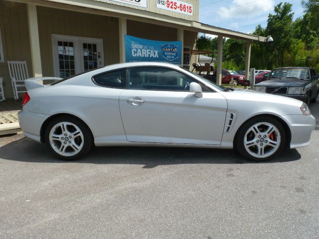 2006 Hyundai Tiburon SE
