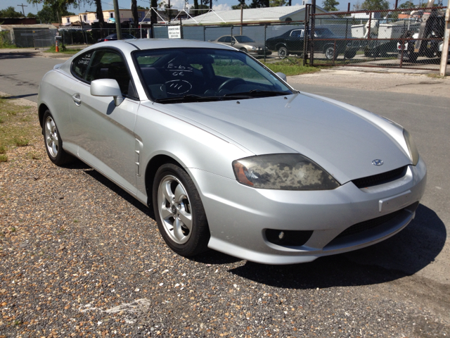 2006 Hyundai Tiburon XLS