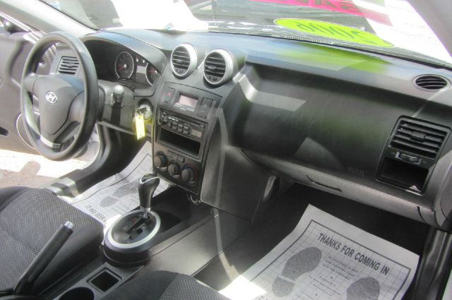 2006 Hyundai Tiburon XLS