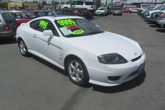 2006 Hyundai Tiburon XLS