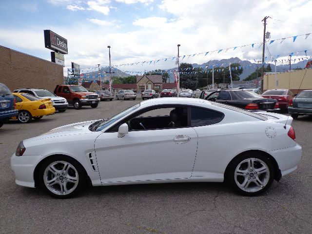 2006 Hyundai Tiburon Base Premium Track Grand Touring