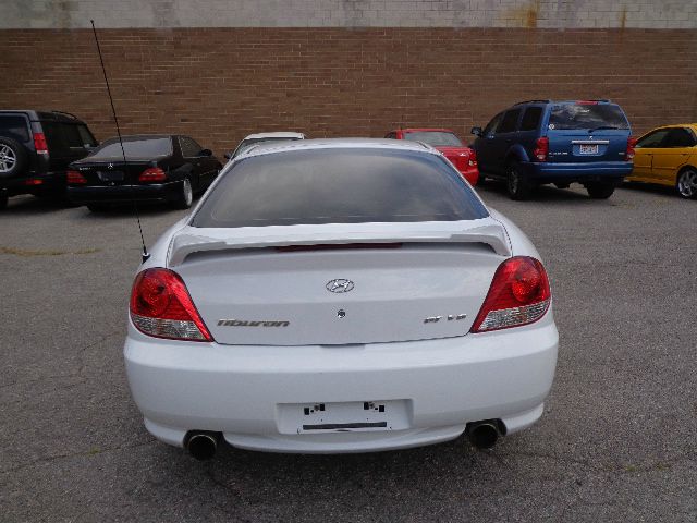 2006 Hyundai Tiburon Base Premium Track Grand Touring