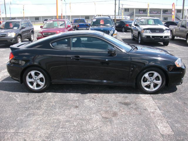 2006 Hyundai Tiburon XLS