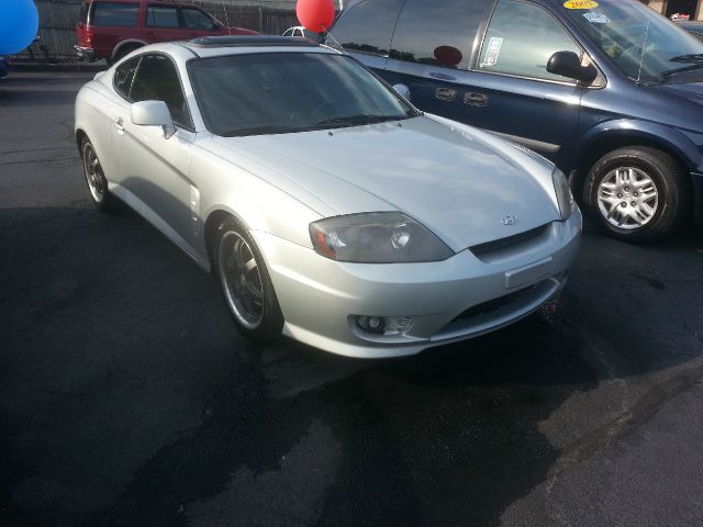 2006 Hyundai Tiburon XLS