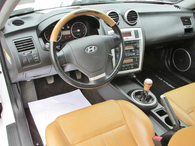 2006 Hyundai Tiburon Unknown