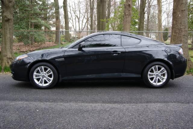 2007 Hyundai Tiburon XLS