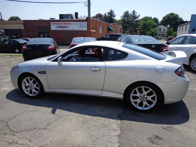 2007 Hyundai Tiburon SE