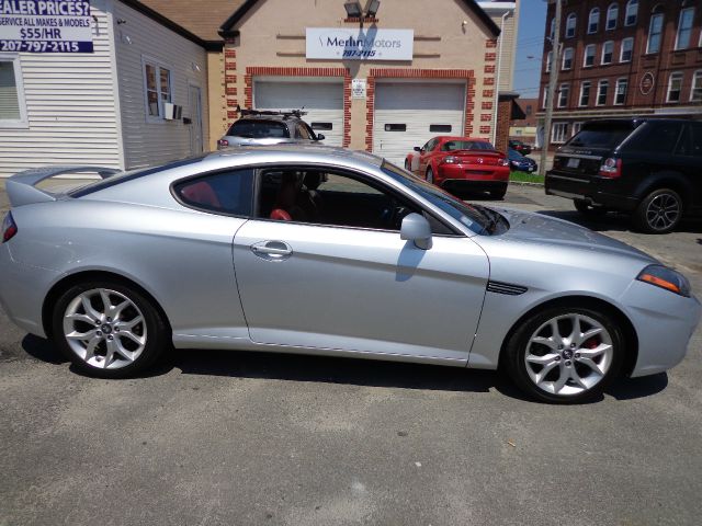 2007 Hyundai Tiburon SE