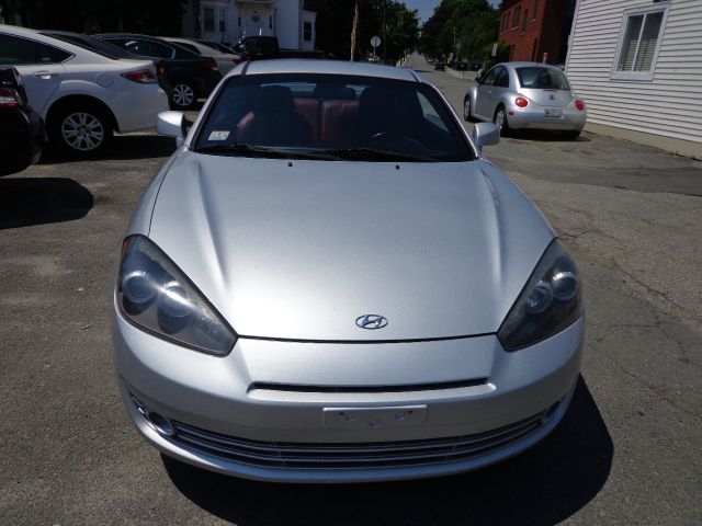 2007 Hyundai Tiburon SE