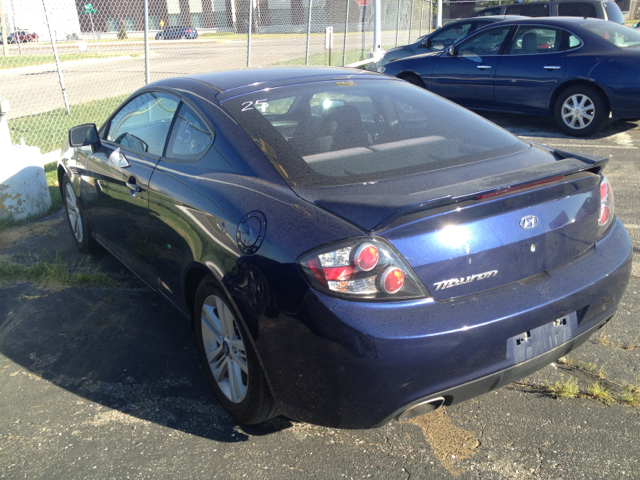 2007 Hyundai Tiburon XLS