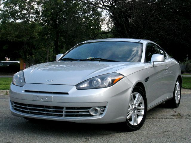 2008 Hyundai Tiburon XLS