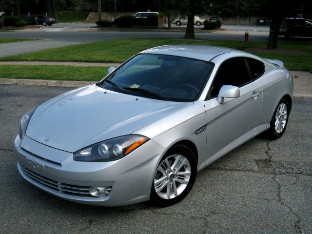 2008 Hyundai Tiburon XLS