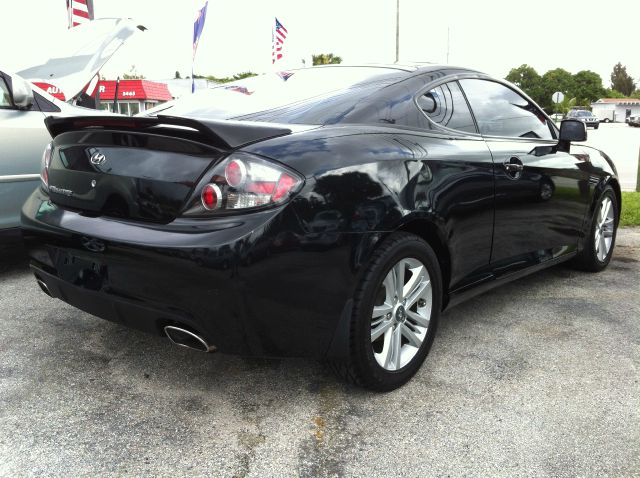 2008 Hyundai Tiburon XLS