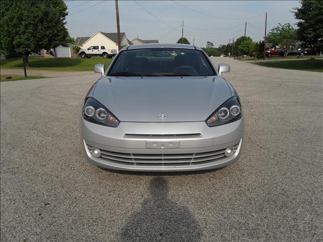 2008 Hyundai Tiburon XLS