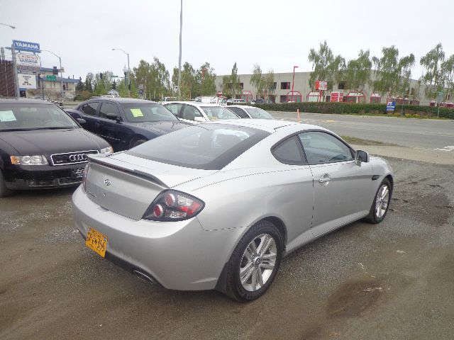2008 Hyundai Tiburon XLS
