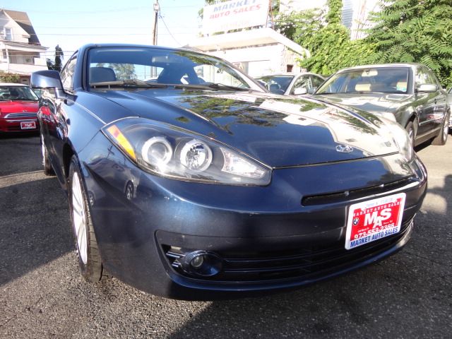 2008 Hyundai Tiburon XLS