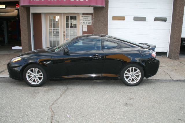 2008 Hyundai Tiburon Unknown