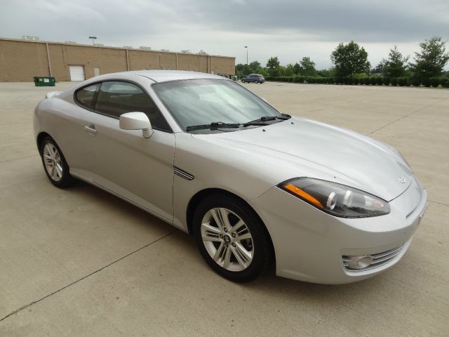 2008 Hyundai Tiburon XLS