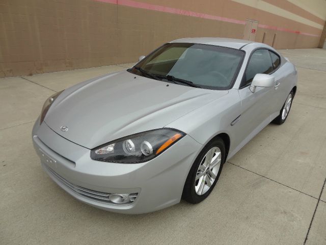 2008 Hyundai Tiburon XLS
