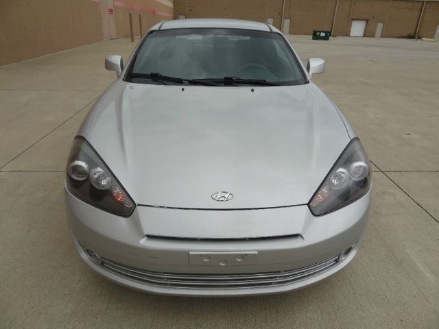 2008 Hyundai Tiburon XLS
