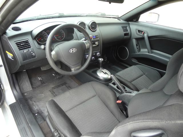 2008 Hyundai Tiburon XLS