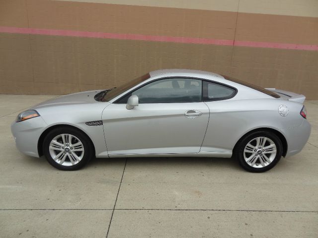 2008 Hyundai Tiburon XLS