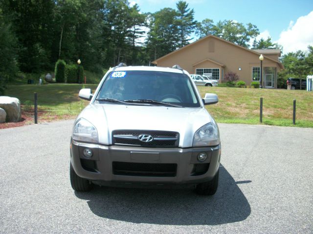 2005 Hyundai Tucson 2002 Saturn