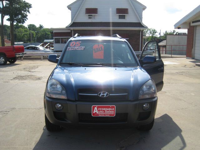 2005 Hyundai Tucson 40th Anniversary Edition