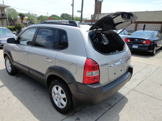 2005 Hyundai Tucson RAM AIR WS6