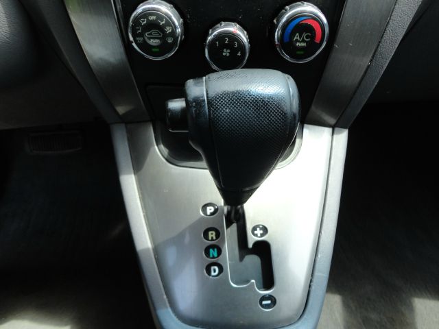 2005 Hyundai Tucson RAM AIR WS6