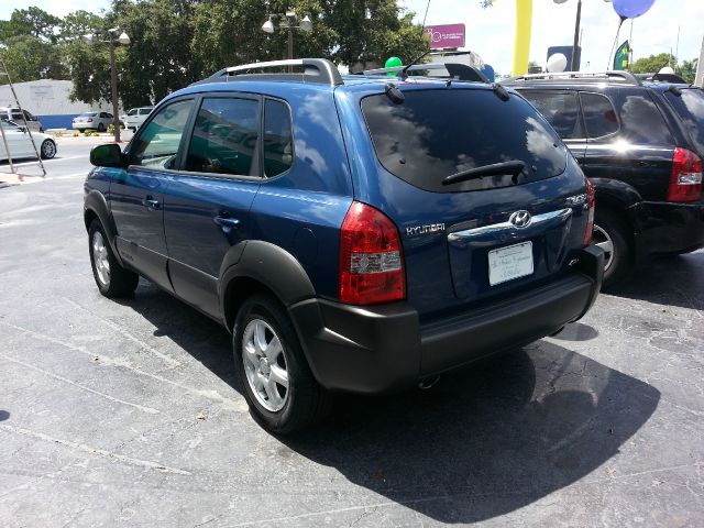 2005 Hyundai Tucson 2002 Saturn